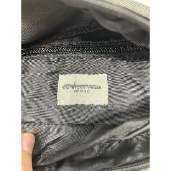 American Eagle fanny pack/crossbody - Picture 4 of 7